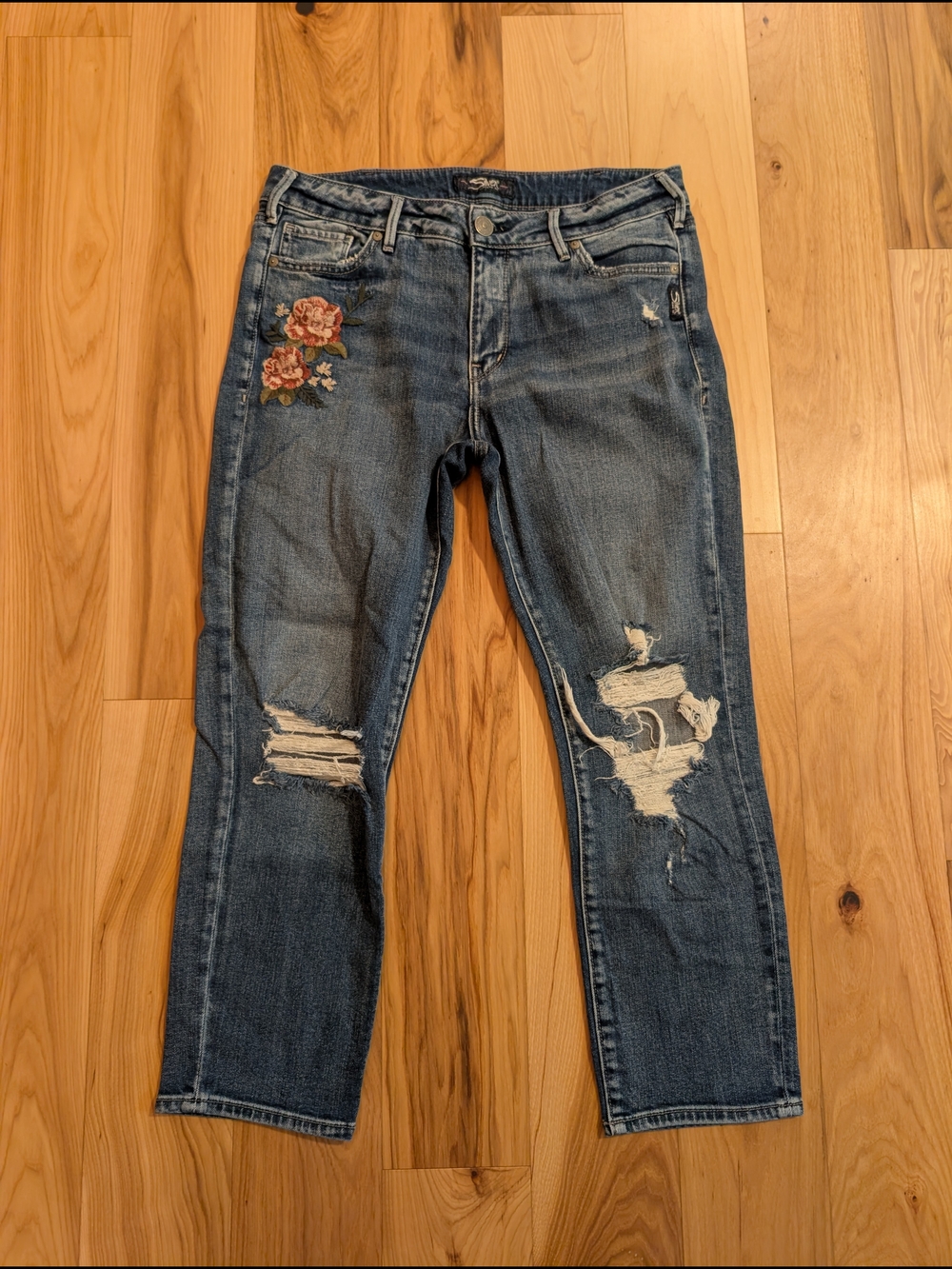 Silver Jeans Embroidered Flowers